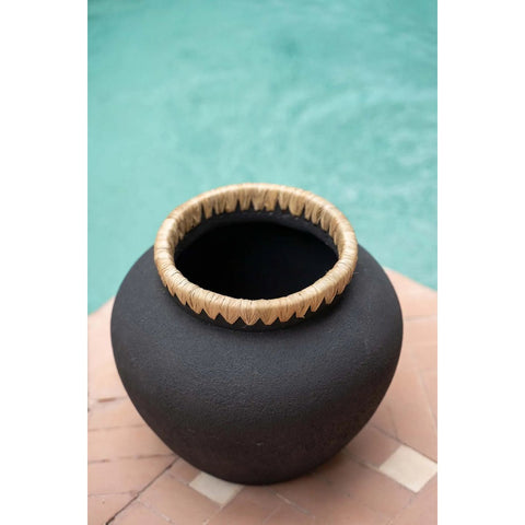 Rootz Styly Black Vase - Terracotta Masterpiece - Earthenware - Coastal Vibes - 29cm x 29cm x 23cm