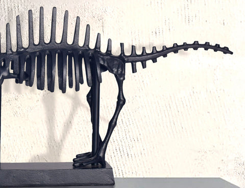 Rootz Decorative T-Rex Statue - Modern Dinosaur Figure - Handcrafted Sculpture - Unique Design - 62cm x 32.5cm x 12cm