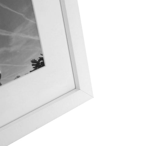 Rootz Fotorahmen – Fotorahmen für 3 Fotos – Fotorahmen mit Schnur – Bilderrahmen – Collagenrahmen – Wandmontagerahmen – Metallbilderrahmen – Moderner Fotorahmen – MDF – Weiß – 24 x 2 x 40,5 cm (L x B x H). )