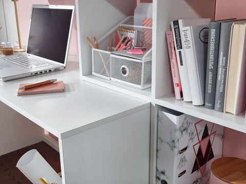 Weißer Rootz-Schreibtisch mit Ablage – Moderner Bürotisch – Laptoptisch mit 6 Ablagen – Heimbüro-Computertisch mit Stauraum – 170 x 59 x 143,5 cm